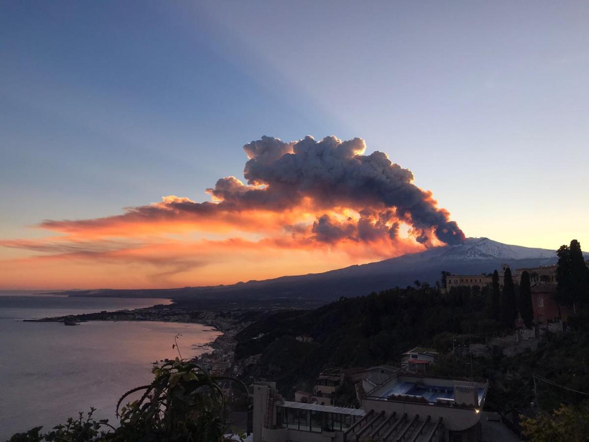 Casanica-Taormina Villa ภายนอก รูปภาพ