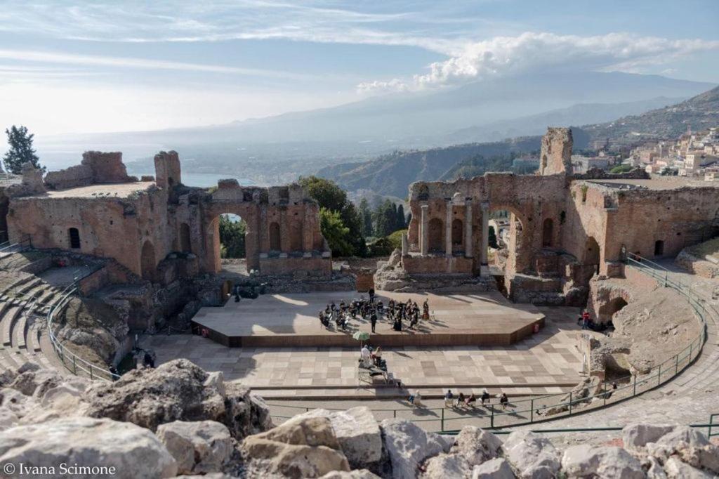 Casanica-Taormina Villa ภายนอก รูปภาพ