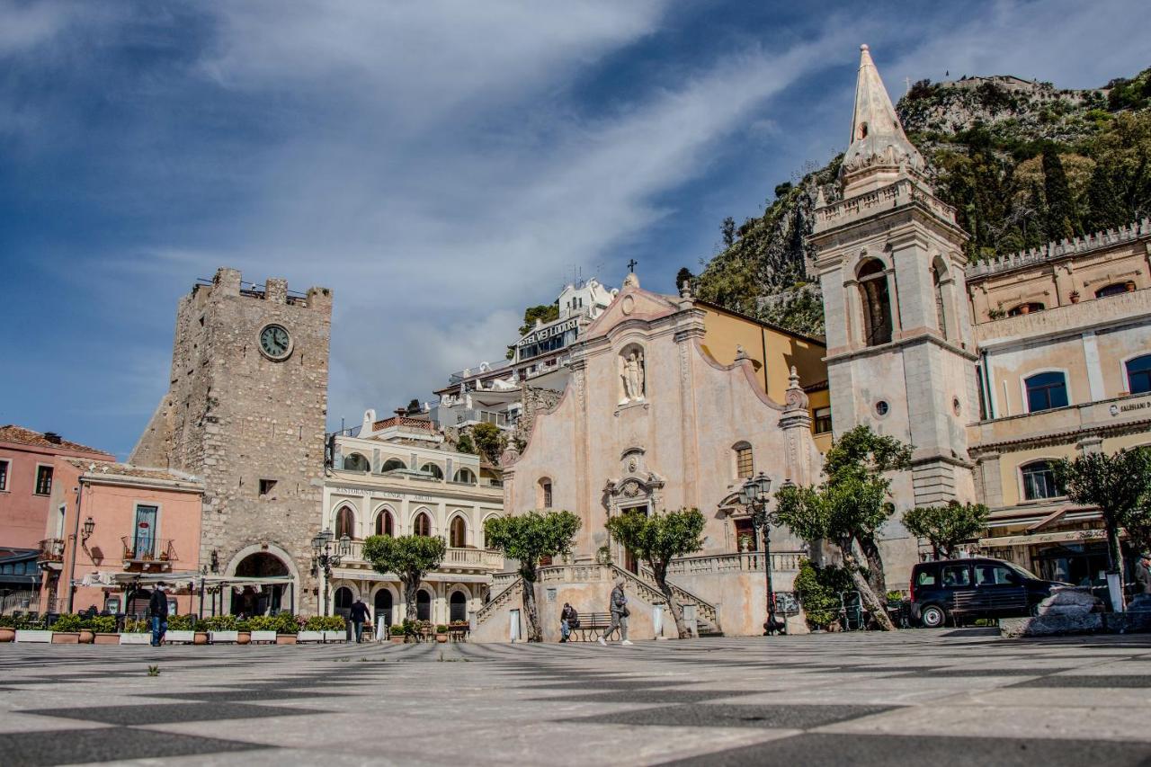 Casanica-Taormina Villa ภายนอก รูปภาพ